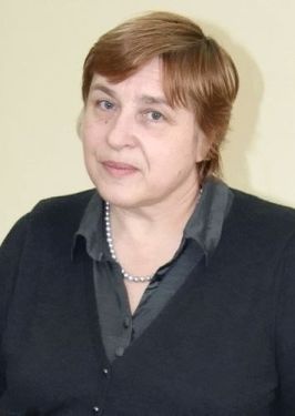 Евгения Перова