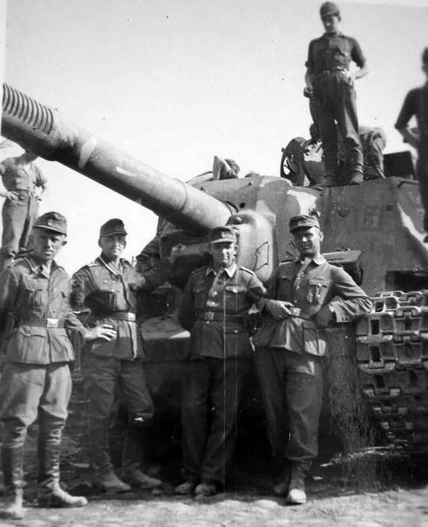 Битва за Псков. Апрель 1944