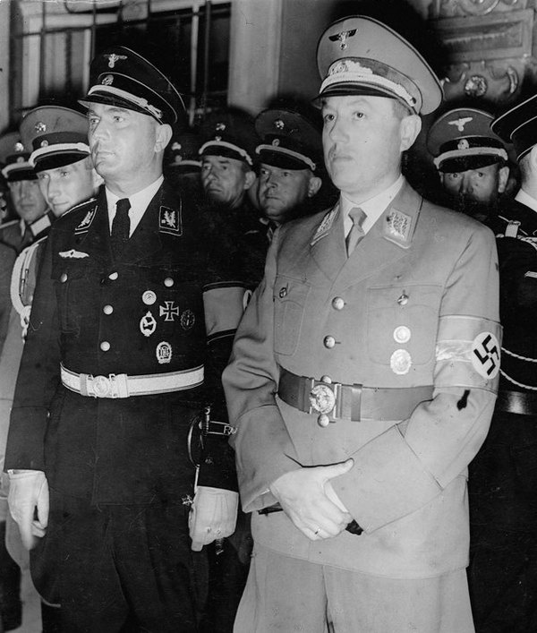 Нацисты. Предостережение истории