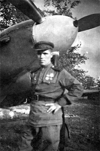 Защищая Родину. Летчицы Великой Отечественной Защищая Родину. Летчицы Великой Отечественной