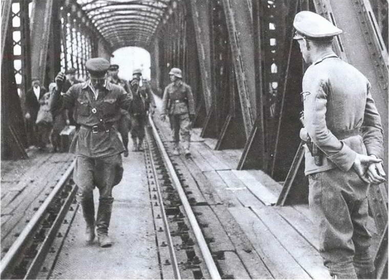 Сталинские генералы в плену