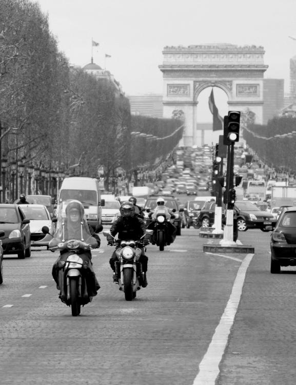 В поисках Парижа, или Вечное возвращение
