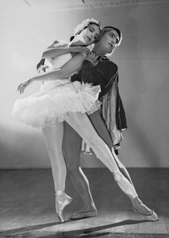 100 великих мастеров балета