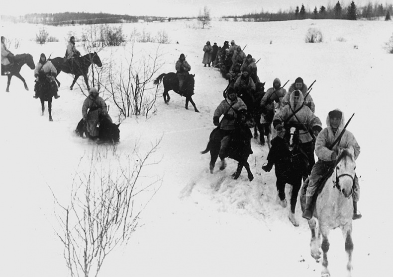 Изгнанная армия. Полвека военной эмиграции. 1920-1970 гг.