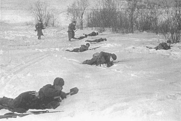 Кровавый плацдарм. 49-я армия в прорыве под Тарусой и боях на реке Угре. 1941-1942