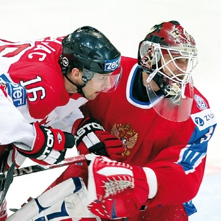 Стенка на стенку. Хоккейное противостояние Канада-Россия