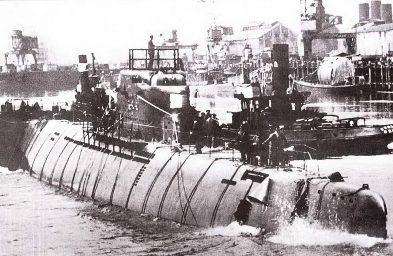 Германские субмарины Тип XXI Крупным планом