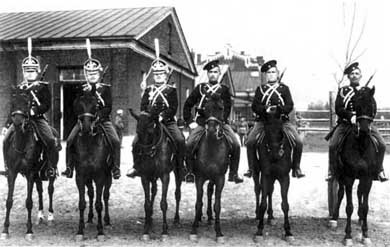 Первая мировая война 1914-1918. Кавалерия Российской Императорской Гвардии. Униформа. Вооружение. Организация