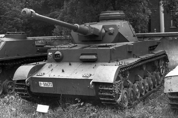 Средний танк PZ.IV. «Рабочая лошадка» Панцерваффе