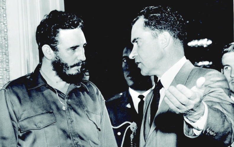 Шпионка. Почему я отказалась убить Фиделя Кастро, связалась с мафией и скрывалась от ЦРУ