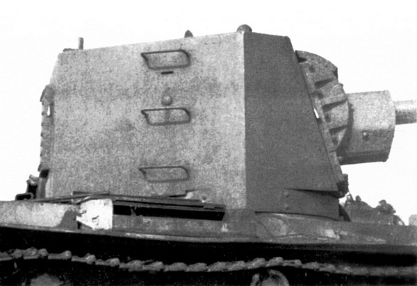 Тяжёлый танк КВ-2