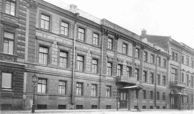 История петербургских особняков. Дома и люди