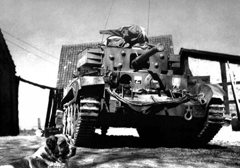 Крейсерский танк Mk.VIII «Кромвель». На острие королевского меча