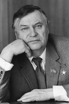 Михаил Алексеев Михаил Алексеев