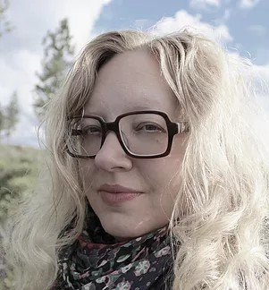 Эйприл Женевьева Тухолки Эйприл Женевьева Тухолки