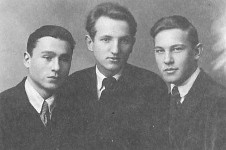 Иллюстрация к книге — &quot;Артиллеристы, Сталин дал приказ!&quot; Мы умирали, чтобы победить [_01.jpg]