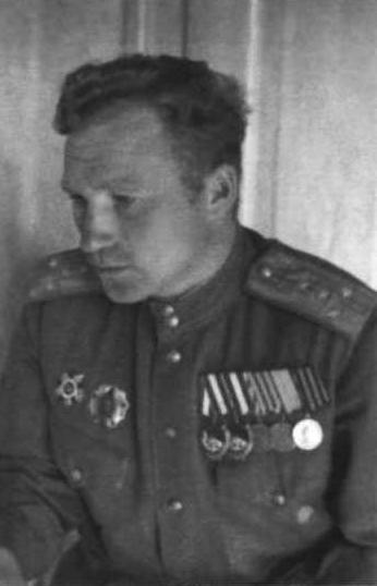 Иллюстрация к книге — Я дрался с асами люфтваффе. На смену павшим. 1943-1945 [image027a.jpg]