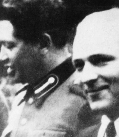 Иллюстрация к книге — Власов против Сталина. Трагедия русской освободительной армии 1944-1945 год [i_019.jpg]