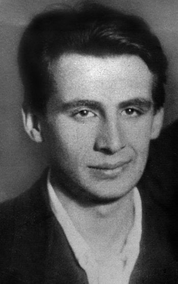 Иллюстрация к книге — За плечами ХХ век [Autogen_eBook_id16.jpg]