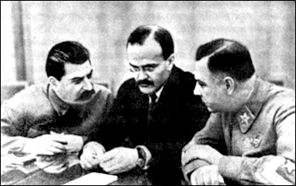 Иллюстрация к книге — &quot;Крестовый поход на Восток&quot;. Гитлеровская Европа против России [_128.jpg]