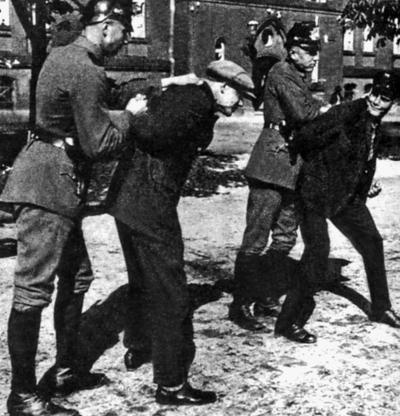 Иллюстрация к книге — Гестапо. Террор без границ [pic_10.jpg]