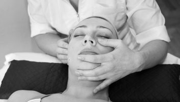 Иллюстрация к книге — Атлас профессионального массажа [i_232.jpg]