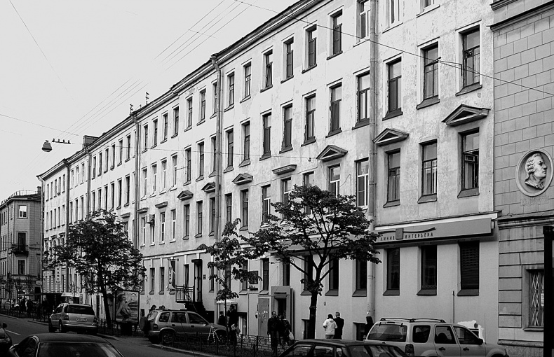 Иллюстрация к книге — Даниил Хармс. Жизнь человека на ветру [i_068.jpg]