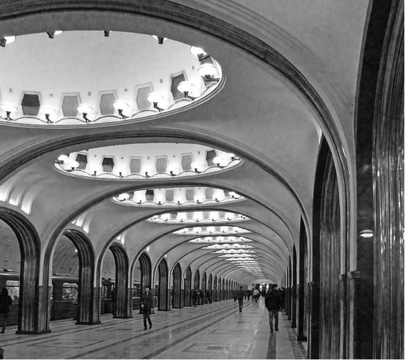 Иллюстрация к книге — Жуков. Мастер побед или кровавый палач? [i_010.jpg]