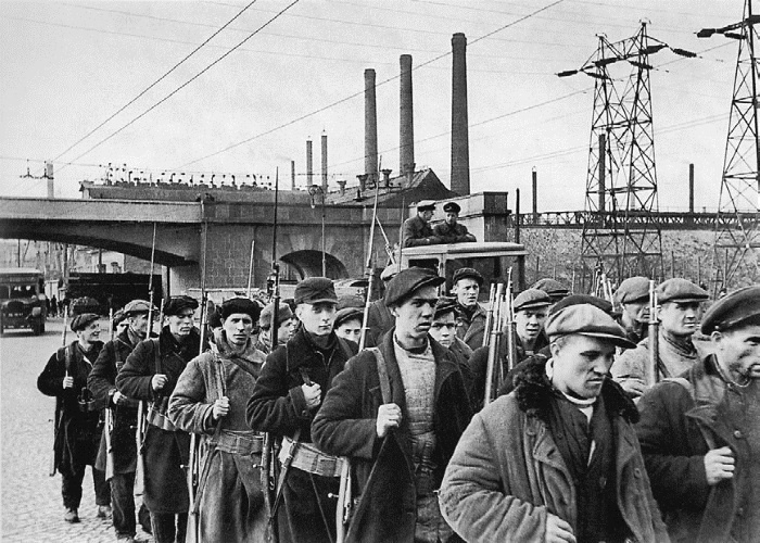 Иллюстрация к книге — Блокада Ленинграда. Полная хроника - 900 дней и ночей [i_006.jpg]
