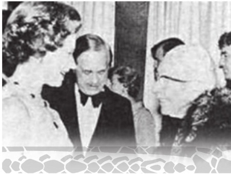 Иллюстрация к книге — Агата Кристи [Autogen_eBook_id80.jpg]