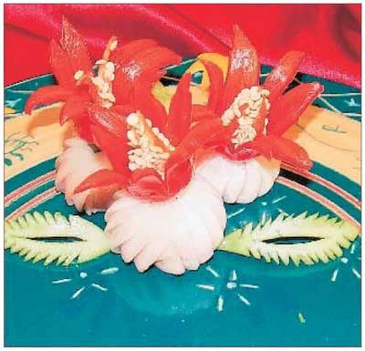 Иллюстрация к книге — Секреты украшения блюд праздничного стола [Autogen_eBook_id167.jpg]