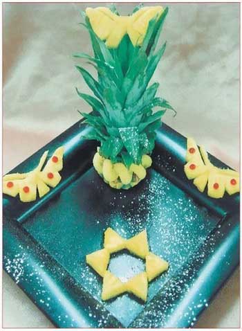 Иллюстрация к книге — Секреты украшения блюд праздничного стола [Autogen_eBook_id173.jpg]