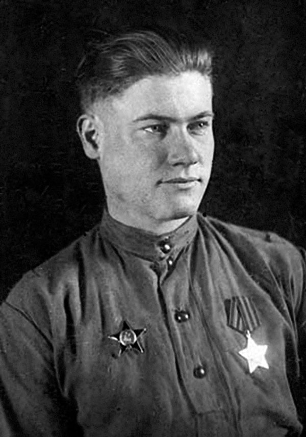 Иллюстрация к книге — Я взял Берлин и освободил Европу [ivanovmstislavborisovich.jpg]