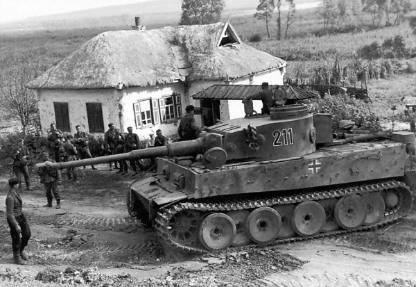Иллюстрация к книге — Освобождение. Переломные сражения 1943 года [i_080.jpg]