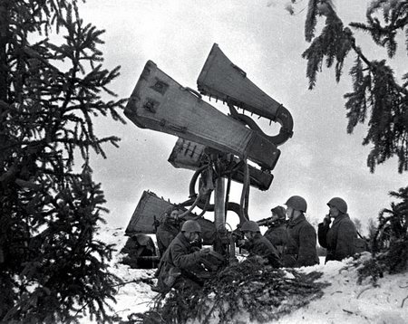 Иллюстрация к книге — Свастика над Волгой. Люфтваффе против сталинской ПВО [i_007.jpg]