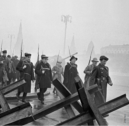 Иллюстрация к книге — Вторая мировая война. Ад на земле [i_027.jpg]