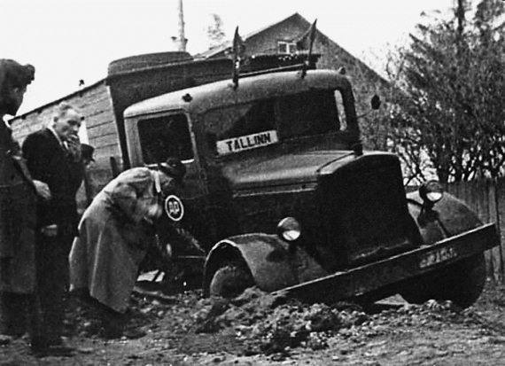 Автонашествие на СССР. Трофейные и лендлизовские автомобили Автонашествие на СССР. Трофейные и лендлизовские автомобили