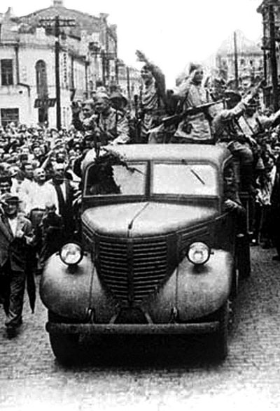 Автонашествие на СССР. Трофейные и лендлизовские автомобили Автонашествие на СССР. Трофейные и лендлизовские автомобили