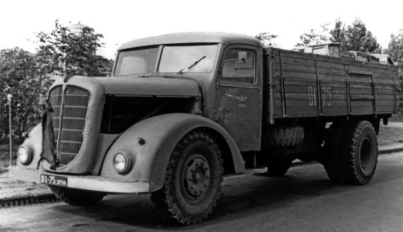 Автонашествие на СССР. Трофейные и лендлизовские автомобили Автонашествие на СССР. Трофейные и лендлизовские автомобили
