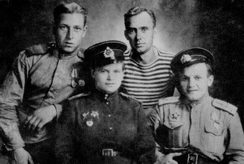 Иллюстрация к книге — Гид по истории России. Герои Великой Отечественной [_43.jpg]