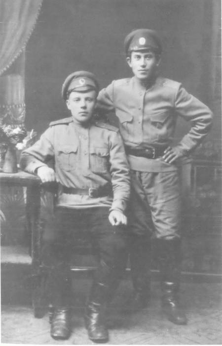 Иллюстрация к книге — &quot;Сталинский питомец&quot; - Николай Ежов [i_002.jpg]
