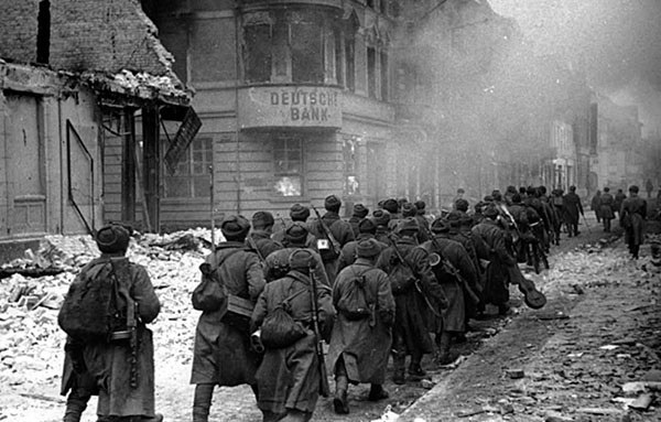 Иллюстрация к книге — Дорога на Берлин. &quot;От победы к победе&quot; [_265.jpg]