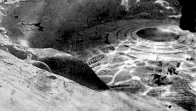 Иллюстрация к книге — 4-й рейх, или Грядущая раса Полой земли [i_067.jpg]