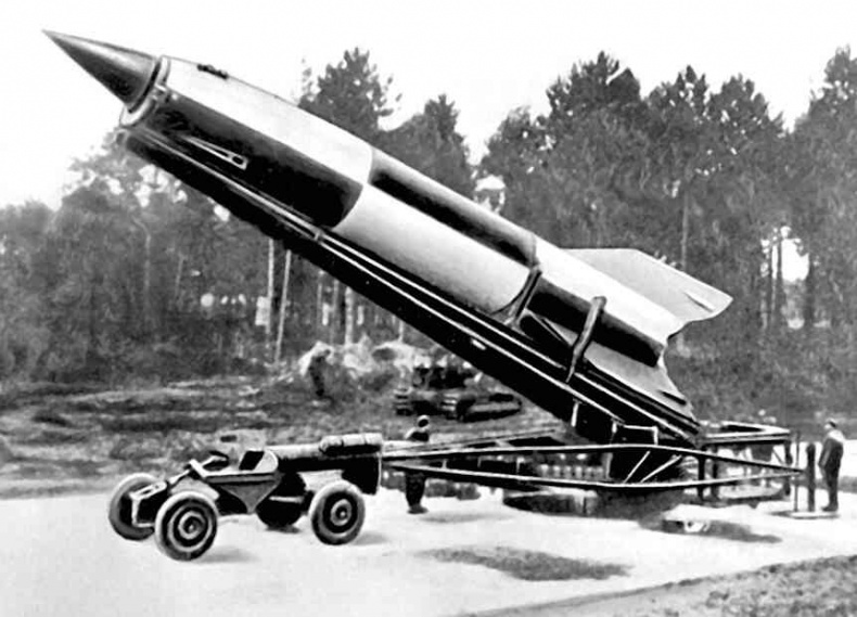 Иллюстрация к книге — 4-й рейх, или Грядущая раса Полой земли [i_100.jpg]