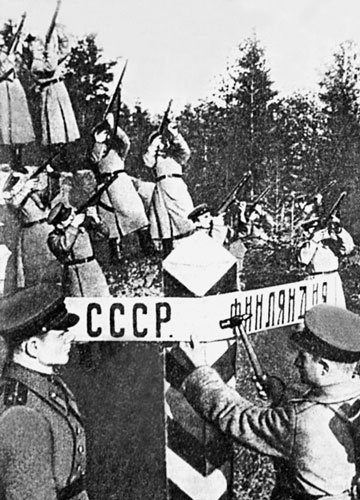 Иллюстрация к книге — Пограничники в 1941 году. Они не сдавались в плен [i_043.jpg]