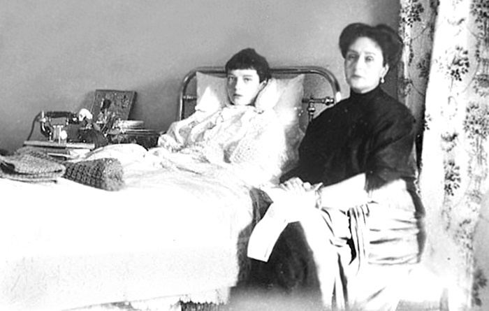 Иллюстрация к книге — Григорий Распутин. Жизнь старца и гибель империи [i_042.jpg]