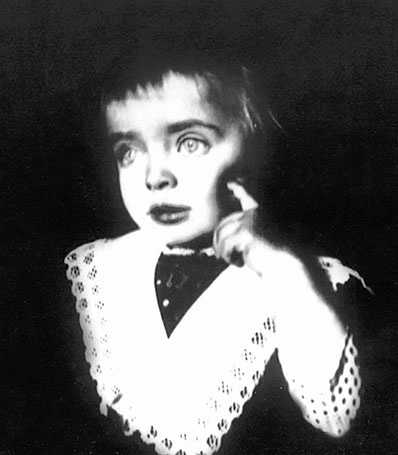 Иллюстрация к книге — Марина Цветаева. Беззаконная комета [i_063.jpg]