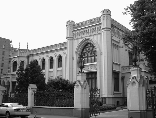 Привидения русских усадеб. И не только…