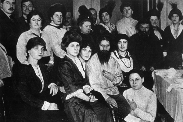 Привидения русских усадеб. И не только…