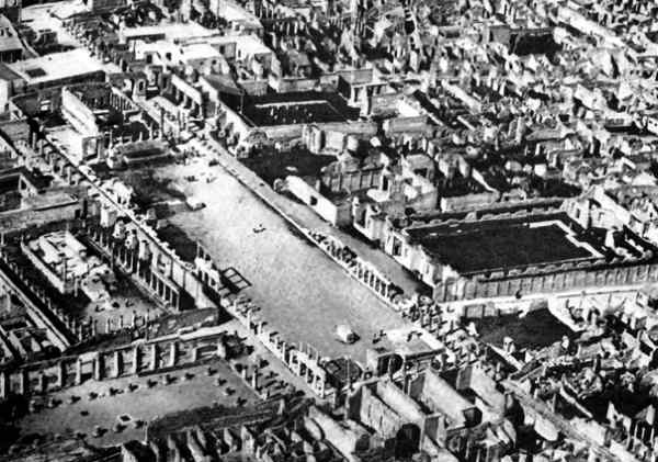 Иллюстрация к книге — Помпеи и Геркуланум [_042.jpg]